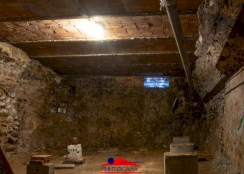 Cantina - Independent house via Umberto I, 26, Busca - photo 16