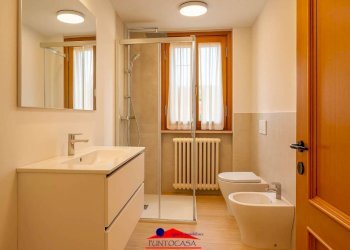 Bagno - Appartamento via Luigi Cadorna, 3, Busca - foto 9