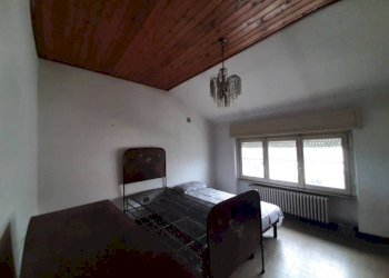 Camera da letto - Trilocale via Roma, 38, Tresivio - foto 13