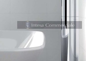 DETTAGLIO SANITARI E RUBINETTERIA  - Trilocale Brescia - foto 21