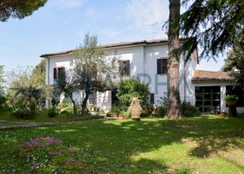 Giardino - Villa via dei Canarelli, Cesena - foto 1