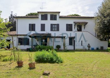 Facciata - Villa via dei Canarelli, Cesena - foto 15