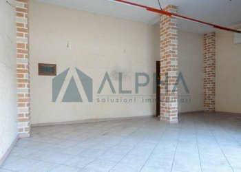 Stanza non arredata - Attività Commerciale viale Lecce, Rimini - foto 2