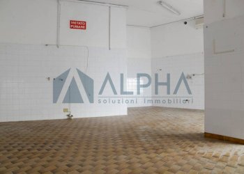 Interno non residenziale - Attività Commerciale viale Lecce, Rimini - foto 9