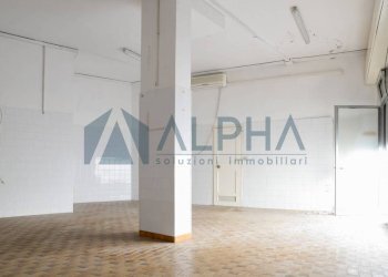 Interno non residenziale - Attività Commerciale viale Lecce, Rimini - foto 14