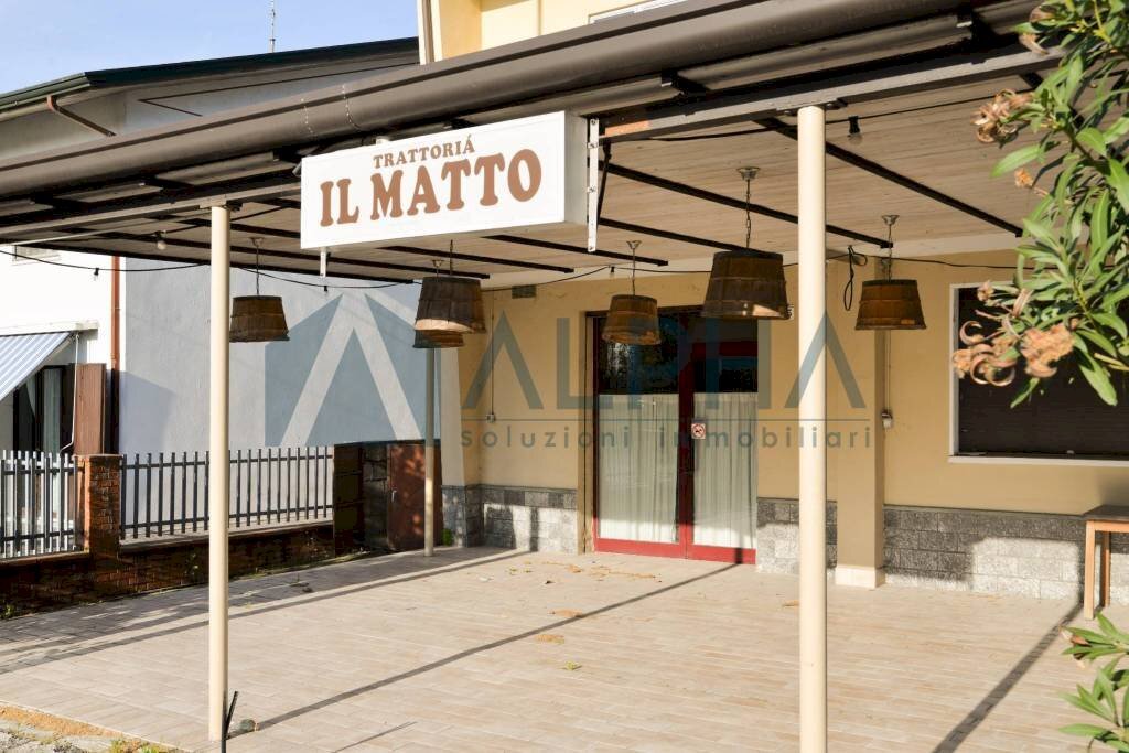 Facciata - Shop via Canale Bonificazione, Cesenatico - photo 3