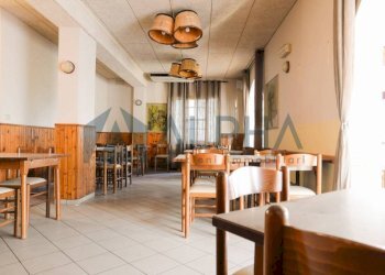 Salone - Negozio via Canale Bonificazione, Cesenatico - foto 8