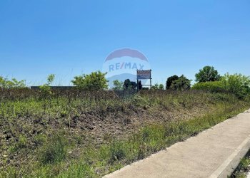 Giardino - Terreno edificabile VIA PIERPAOLO PASOLINI
23, Pradamano - foto 1