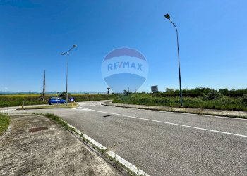 Edificio all\'aperto - Terreno edificabile VIALE PALMANOVA
 
486, Udine - foto 2