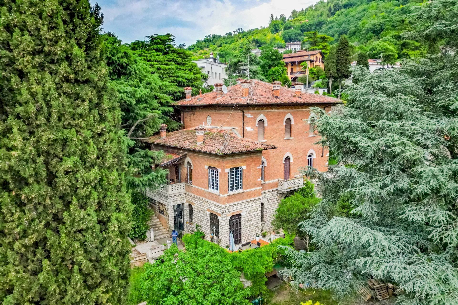 Foto 1 - Villa Via Panoramica dei Ronchi
 
32, Brescia - photo 1