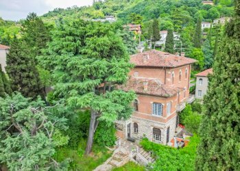 Foto 1 - Villa Via Panoramica dei Ronchi
 
32, Brescia - foto 1