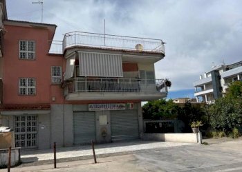 Zona - Villa via Giacomo Leopardi, Volla - foto 1