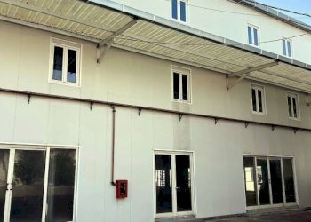 Facciata - Capannone via Emanuele Gianturco, Napoli - foto 3