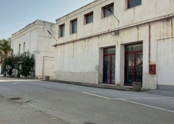 Zona - Capannone via Emanuele Gianturco, Napoli - foto 5