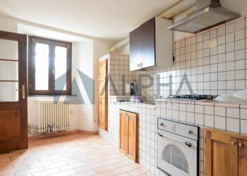 Cucina - Casa indipendente via Monte Sasso, Mercato Saraceno - foto 5