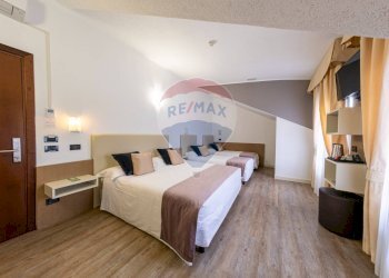 Albergo - Struttura ricettiva Dormelletto, NO, Dormelletto - foto 19