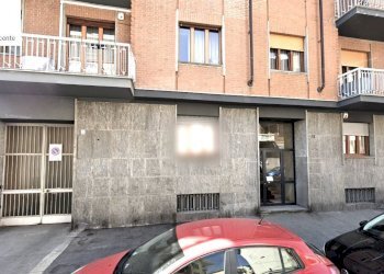 Locale Commerciale Torino, Via Sanfront, Torino (zona Cenisia) - foto 1
