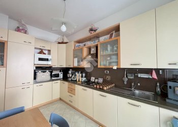 Four-room apartment Via Elia Bernardini, Genova (neighborhood Molassana) - photo 10