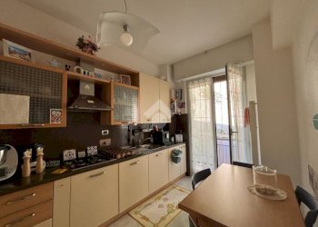 Four-room apartment Via Elia Bernardini, Genova (neighborhood Molassana) - photo 12