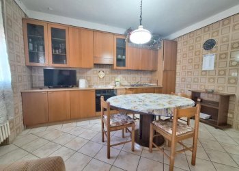 Three-room apartment Via Comastri, Medicina - photo 5