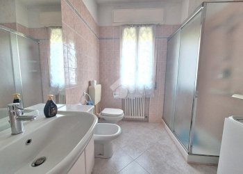 Three-room apartment Via Comastri, Medicina - photo 12