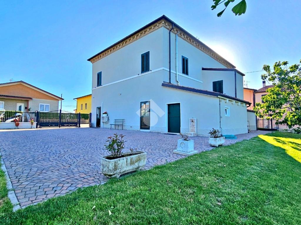 Casa indipendente Via giordano bruno, Tavoleto - foto 1
