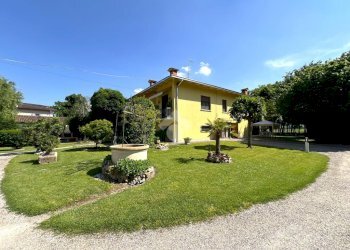 Casa indipendente Via fratelli cervi, San Possidonio - foto 1