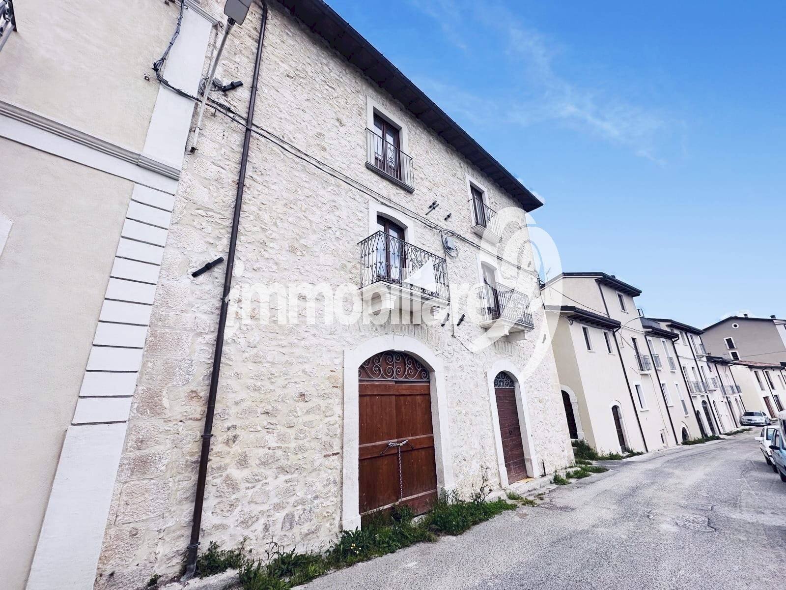 Foto 1 - Casa indipendente via pavecca
 
2, Fossa - foto 1