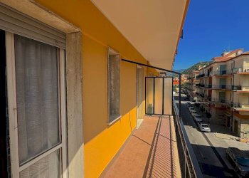 Foto 3 - Bilocale Via Dei Fiori
 
7, Borgio Verezzi - foto 3