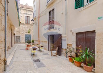 Terrazza - Commercial Activity Via Gian Donato Rogadeo
 
7, Bitonto - photo 24