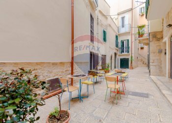 Terrazza - Commercial Activity Via Gian Donato Rogadeo
 
7, Bitonto - photo 26