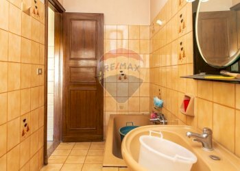 Bagno - Casa indipendente Via Atanasia
 
40/42/44, Acireale - foto 9