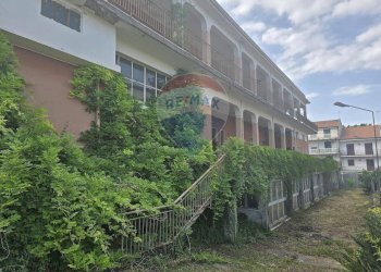 Edificio all\'aperto - Stabile - Palazzo Via Regina del Cielo/Piazza Padre Pio
145, Fiumefreddo di Sicilia - foto 8