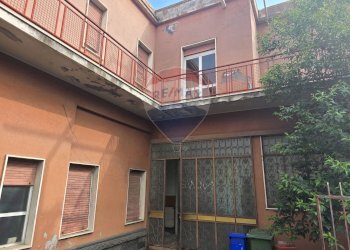 Edificio all\'aperto - Stabile - Palazzo Via Regina del Cielo/Piazza Padre Pio
145, Fiumefreddo di Sicilia - foto 16