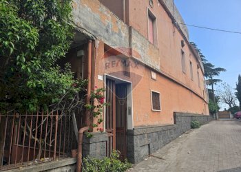 Edificio all\'aperto - Stabile - Palazzo Via Regina del Cielo/Piazza Padre Pio
145, Fiumefreddo di Sicilia - foto 21