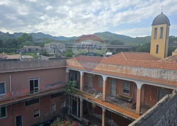 Edificio all\'aperto - Stabile - Palazzo Via Regina del Cielo/Piazza Padre Pio
145, Fiumefreddo di Sicilia - foto 23