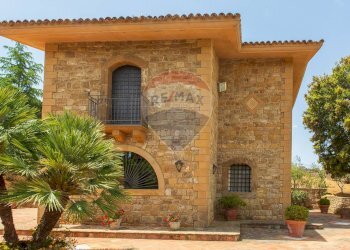 Casa all\'aperto - Villa Strada Provinciale 12
 
sn, Piazza Armerina - foto 23