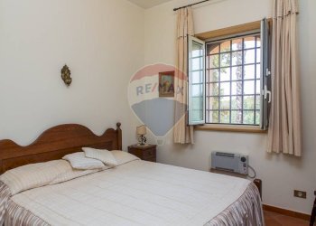 Camera / camera da letto - Villa Strada Provinciale 12
 
sn, Piazza Armerina - foto 68