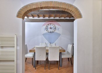 Sala da pranzo - Casa semi indipendente Via dell'Acacia
 
130, Terranuova Bracciolini - foto 5