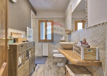 Bagno - Casa semi indipendente Via dell'Acacia
 
130, Terranuova Bracciolini - foto 15