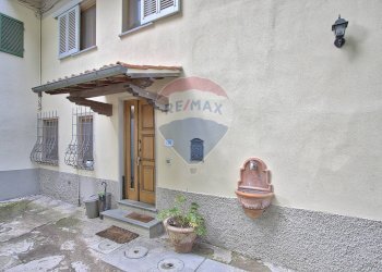 Casa all\'aperto - Casa semi indipendente Via dell'Acacia
 
130, Terranuova Bracciolini - foto 20