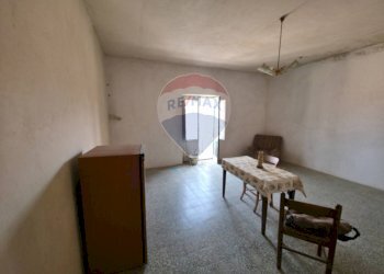 Sala da pranzo - Casa indipendente Via Costantinopoli
 
2, Torano Castello - foto 13