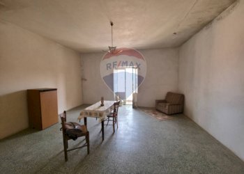 Sala da pranzo - Casa indipendente Via Costantinopoli
 
2, Torano Castello - foto 14