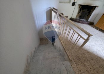 Scale - Casa indipendente Via Costantinopoli
 
2, Torano Castello - foto 27