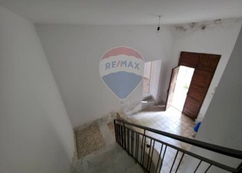 Scale - Casa indipendente Via Costantinopoli
 
2, Torano Castello - foto 29