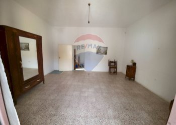 Stanza vuota - Casa indipendente Via Costantinopoli
 
2, Torano Castello - foto 40