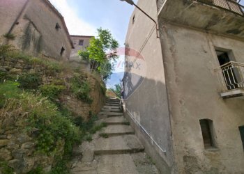 Edificio all\'aperto - Casa indipendente Via Costantinopoli
 
2, Torano Castello - foto 47