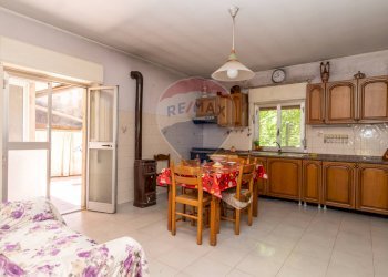 Cucina - Casa indipendente via silvio pellico
 
26, Francavilla di Sicilia - foto 16