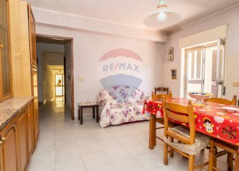 Sala da pranzo - Casa indipendente via silvio pellico
 
26, Francavilla di Sicilia - foto 17