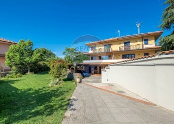 Casa all\'aperto - Villa Via Magenta
 
21, Mascalucia - foto 4
